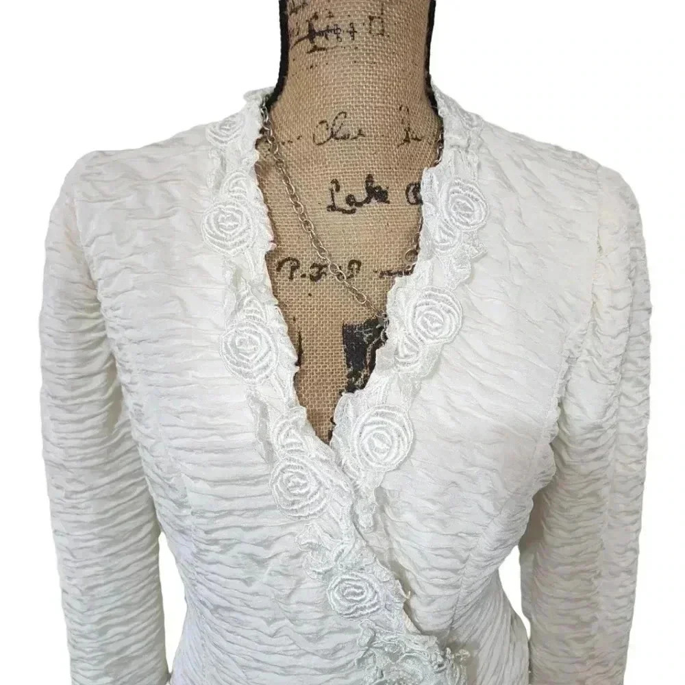 Cachet by Bari Protas ruffles and pearls vintage shacket. Size 9/10 Large - Picture 2 of 11